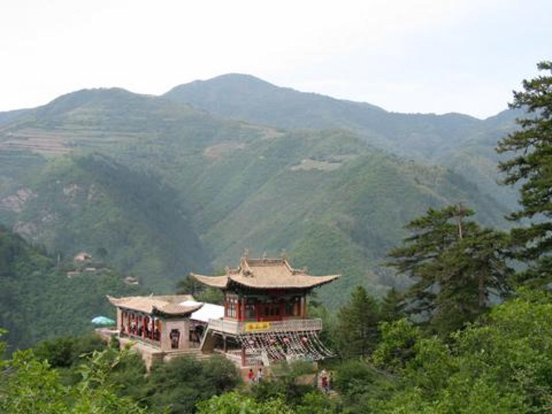 甘肃旅游：丝绸之路的艺术与风情之旅